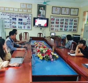 TRƯỜNG TH HOÀNG VĂN NÔ THAM GIA TẬP HUẤN NÂNG CAO HIỆU QUẢ DẠY HỌC VỚI ỨNG DUNG “VUI ĐỌC CÙNG EM”