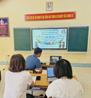 TRƯỜNG TIỂU HỌC ĐIỆN BIÊN PHỦ - PHÂN HIỆU HOÀNG VĂN NÔ TỔ CHỨC TẬP HUẤN HỖ TRỢ HỌC SINH KHUYẾT TẬT HỌC HÒA NHẬP NĂM HỌC 2026 - 2027